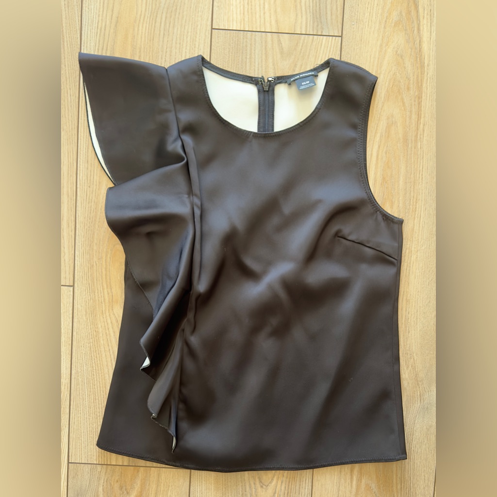 Club Monaco Xs Asymmetry Blouse Brand New